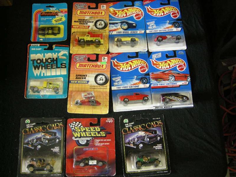 lot 52 image: Group 164 Diecast Cars