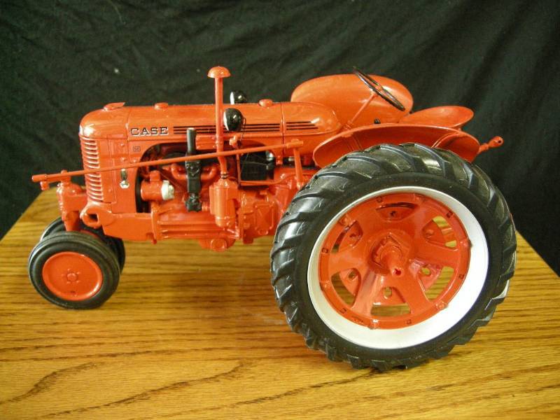 lot 61 image: Franklin Mint Precision Case SC Tractor