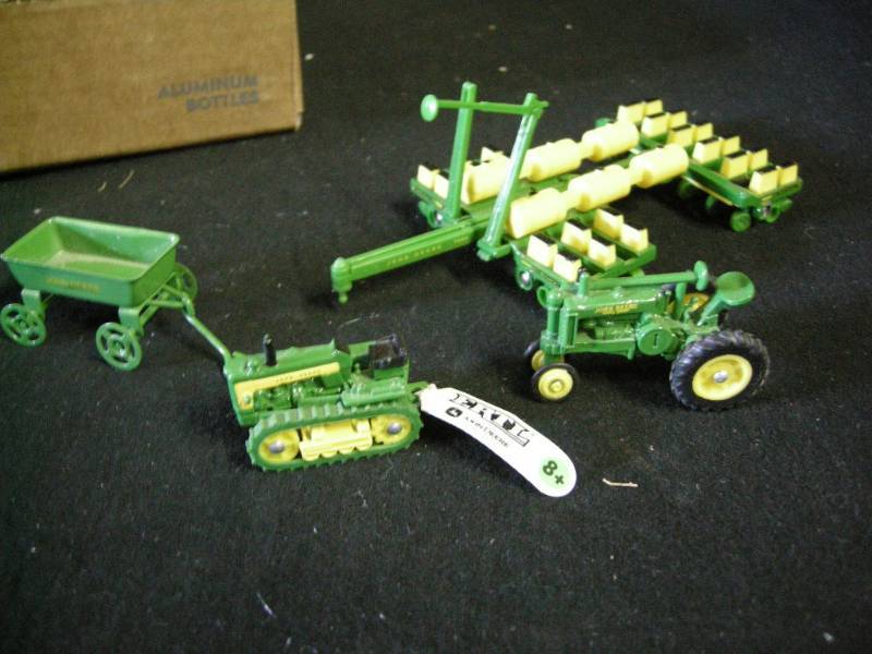 lot 69 image: John Deere Mini Die Cast
