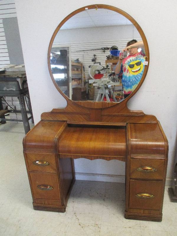 Vintage Dressing Table with Mirror