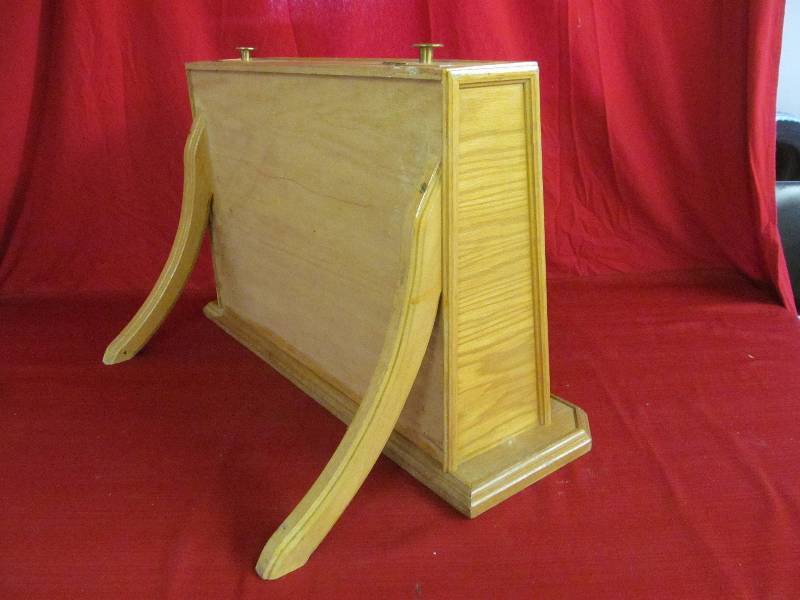 lot 10 image: display cabinet