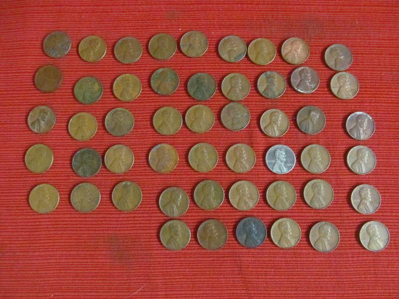 lot 17 image: coins