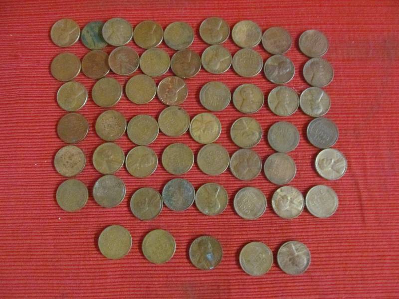 lot 18 image: coins