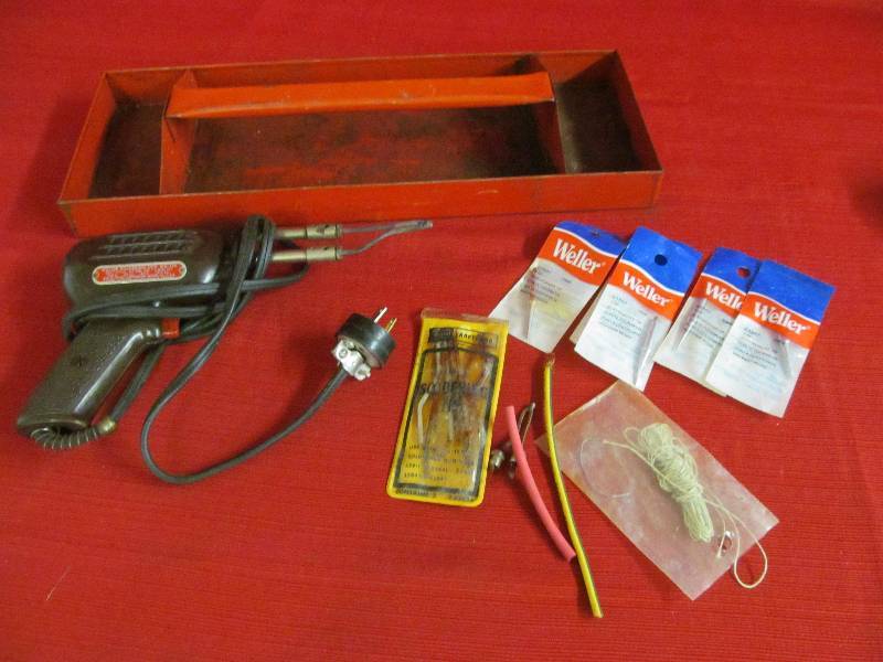 lot 25 image: tool
