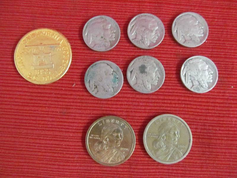 lot 30 image: coins