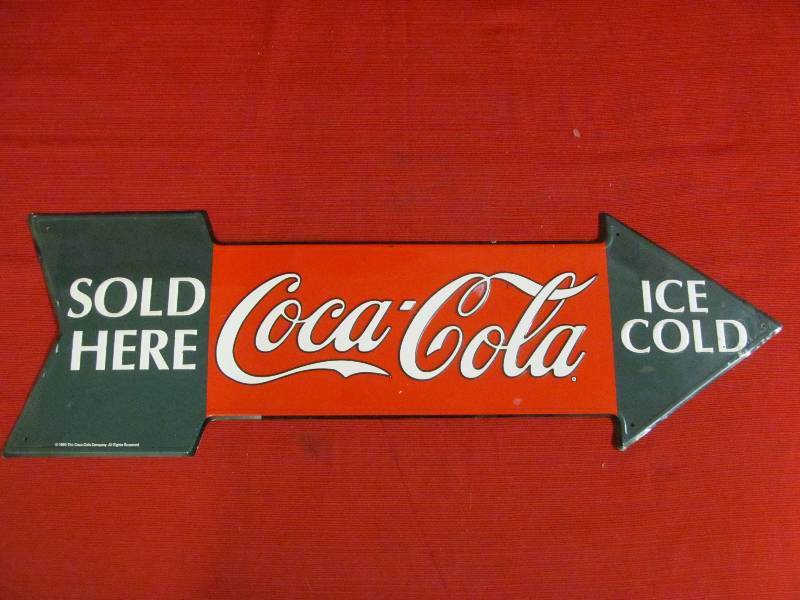 lot 39 image: sign
