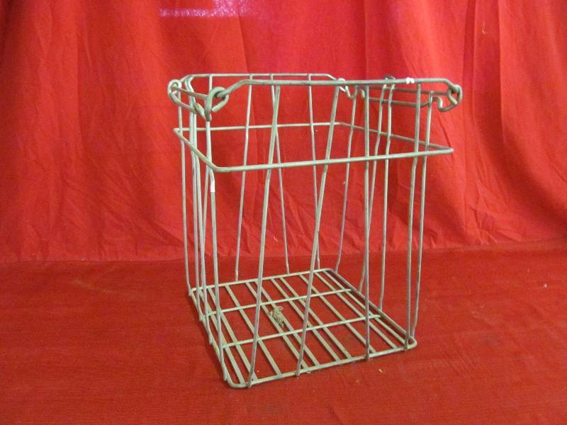 lot 65 image: crate