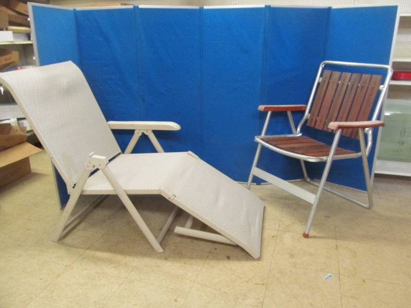 lot 70 image: chairs
