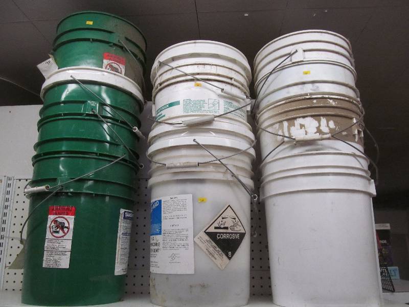 lot 72 image: pails