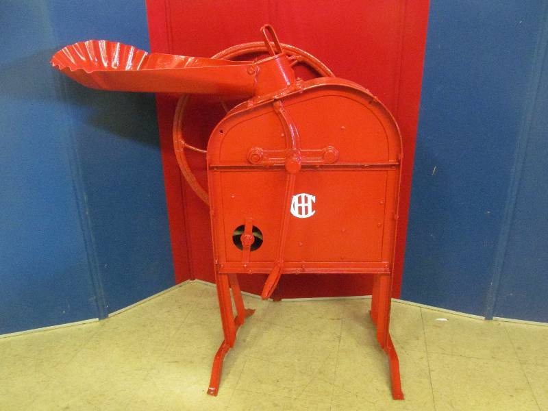 lot 79 image: corn sheller