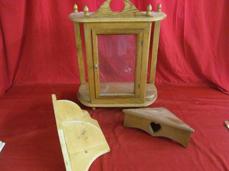 lot 82 image: cabinet