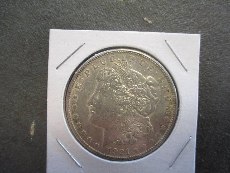lot 9 image: Morgan Silver Dallar