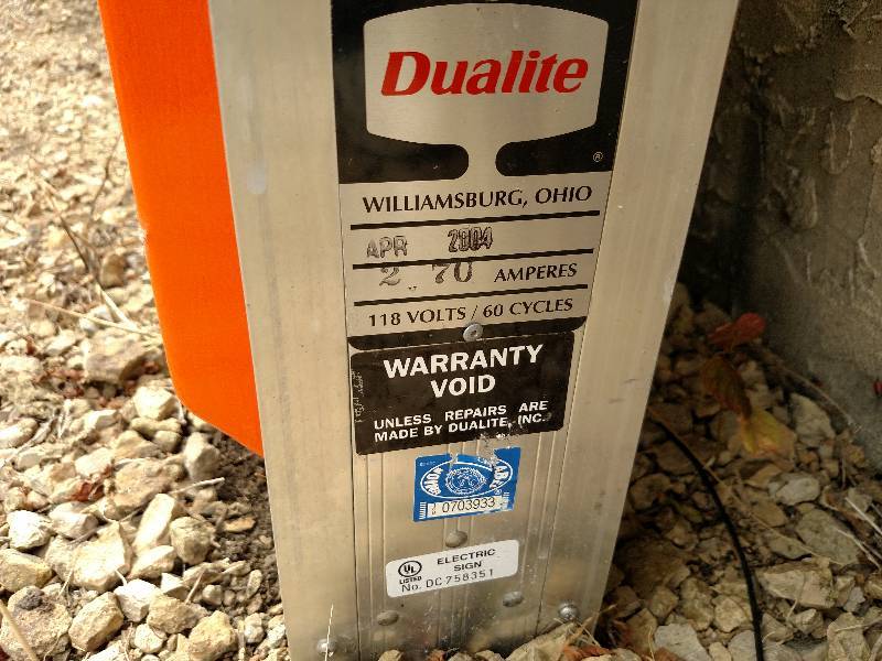 lot 34 image: Stihl 1-Sided Backlit Sign, 6 x 4...