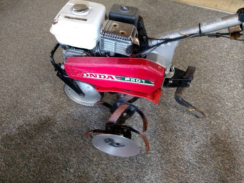 lot 11 image: Honda F501 Roto-Tiller, 24, Works...