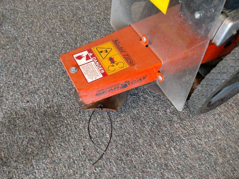 lot 12 image: Crary Bear Cat 73150 Wheel Trimmer,...