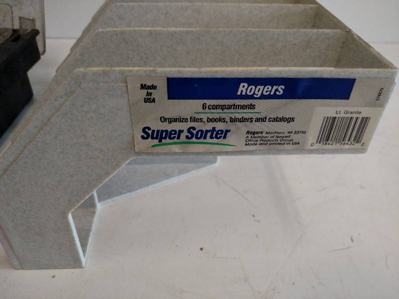 lot 85 image: Super Sorter & Hinged Top Bin...