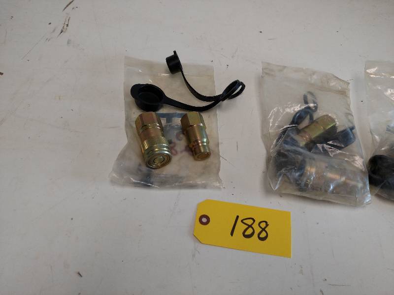 lot 188 image: (3) Pair Parker 12 Quick Coupler ...