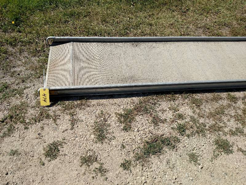 lot 474 image: Aluminum Truck Ramp, 11.5 x 26...