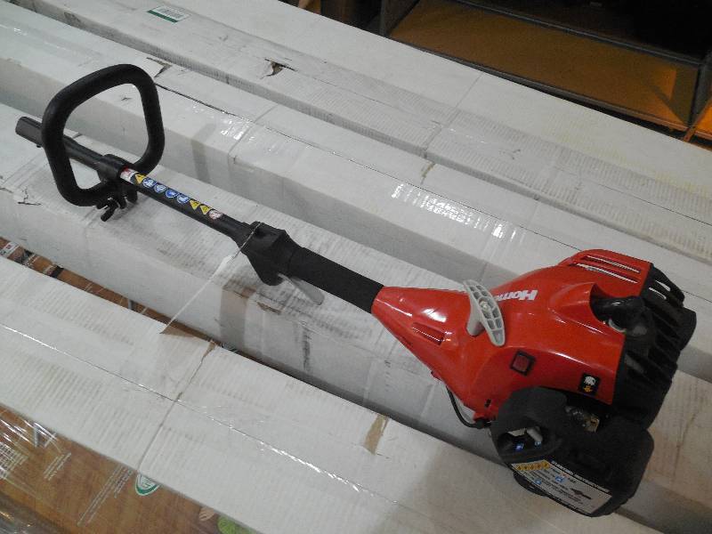lot 30 image: Homelite 2-Cycle 26cc  Power Head