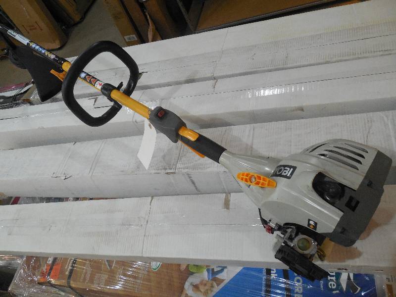 lot 32 image: RYOBI WEED WHIP