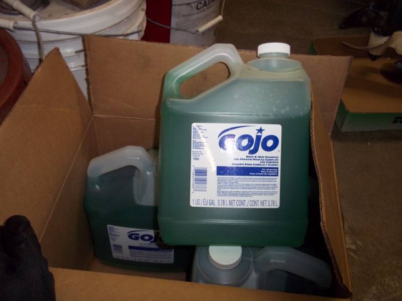 lot 22 image: 4 Gallons of GOJO Body and Hair Shampoo