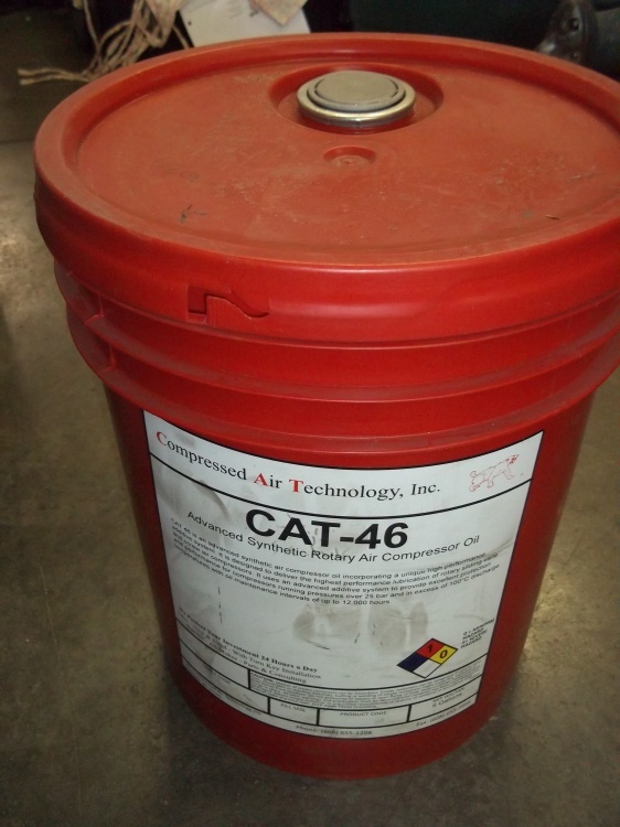 lot 33 image: 5 Gallons CAT-46 Air Compressor Oil