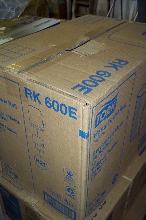 lot 47 image: Tork Hand Towel Roll 12 x 600ft Case of 6