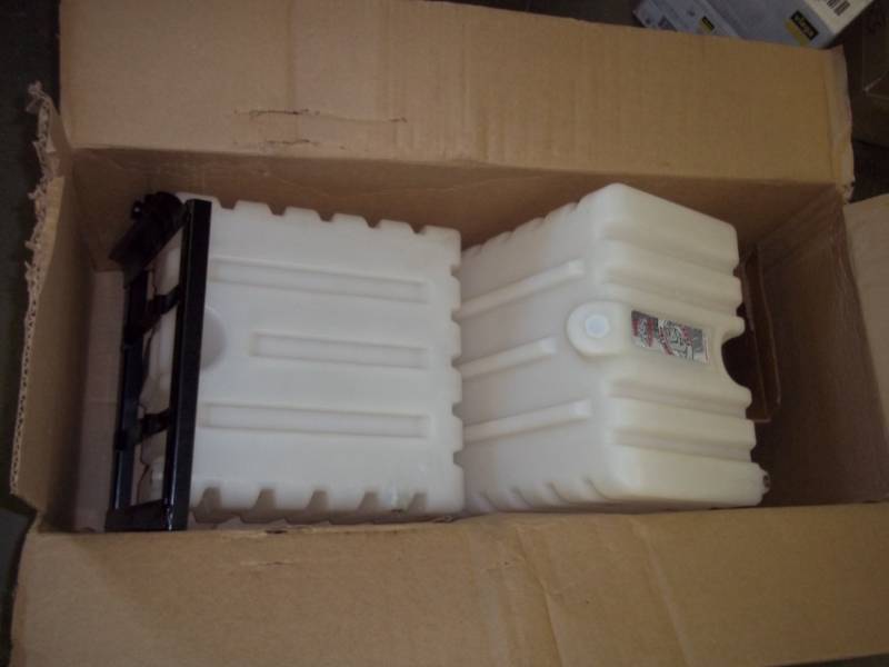 lot 151 image: Pair of Small Rhino Tanks 9 x 12 x 12 with Brackets