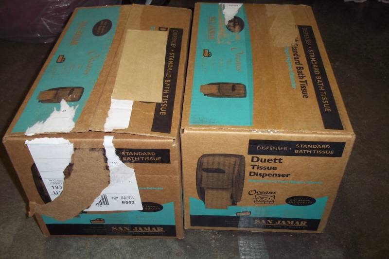 lot 172 image: Pair of Toilet Paper Dispensers #E002  H005