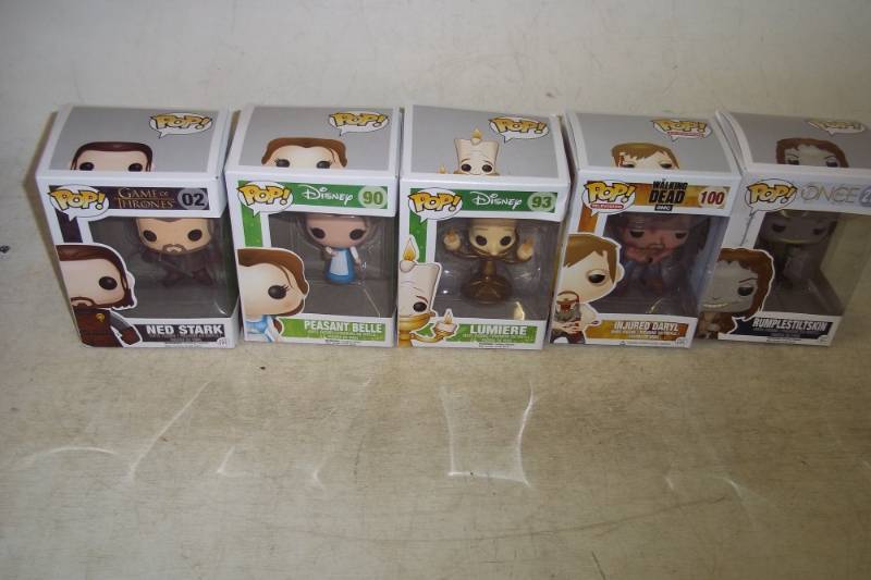 lot 188 image: 5 Assorted POP Movie Character Vinyl Figure Toys