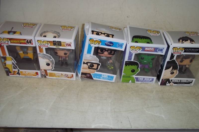 lot 190 image: 5 Assorted POP Movie Character Vinyl Figure Toys