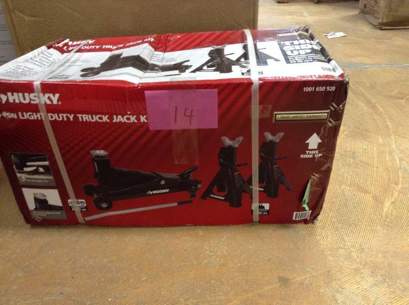 lot 14 image: Husky 3-Ton Light Duty Truck Jack Kit.  Open box never used