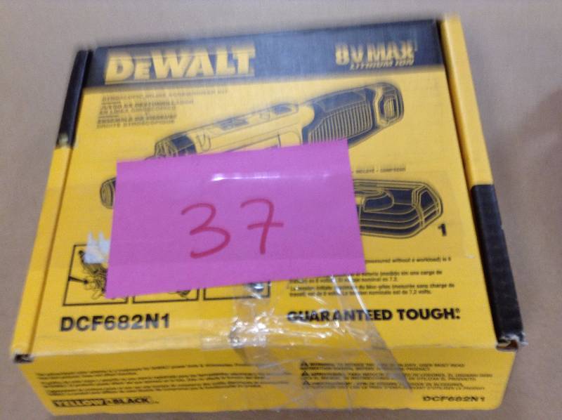 lot 37 image: DEWALT 8-Volt Max Lithium-Ion Cordless Gyroscopic Screwdriver missing battery