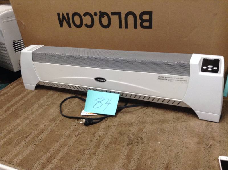 lot 84 image: Lasko Quiet Room Heater