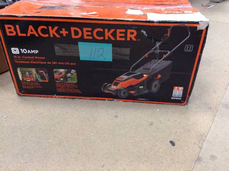 lot 112 image: Black and Decker 10 amp 15 in Corded Mower