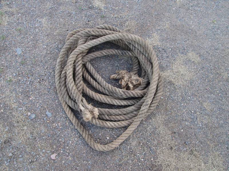 lot 13 image: 1 Hemp Rope
