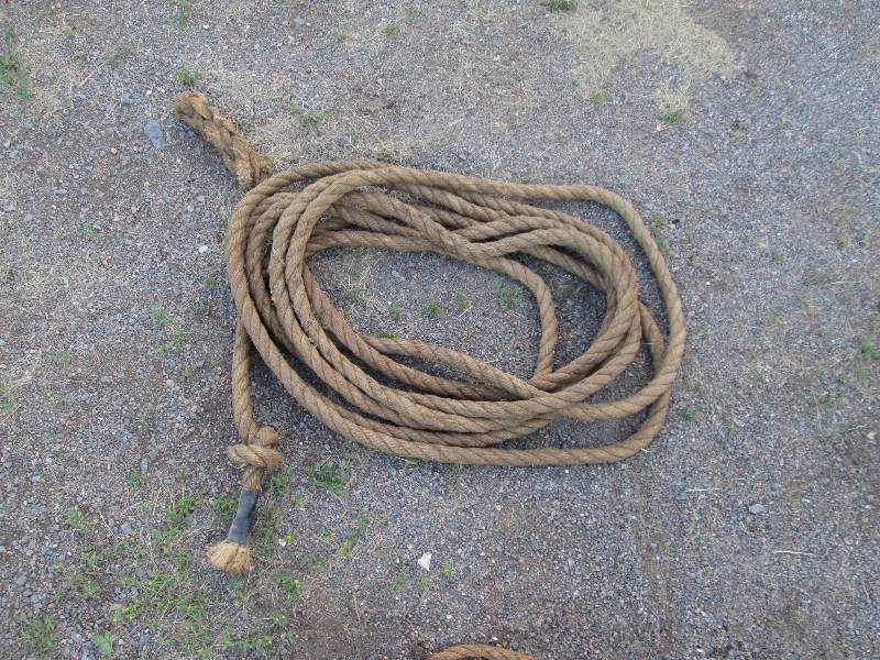 lot 14 image: 34 Hemp Rope