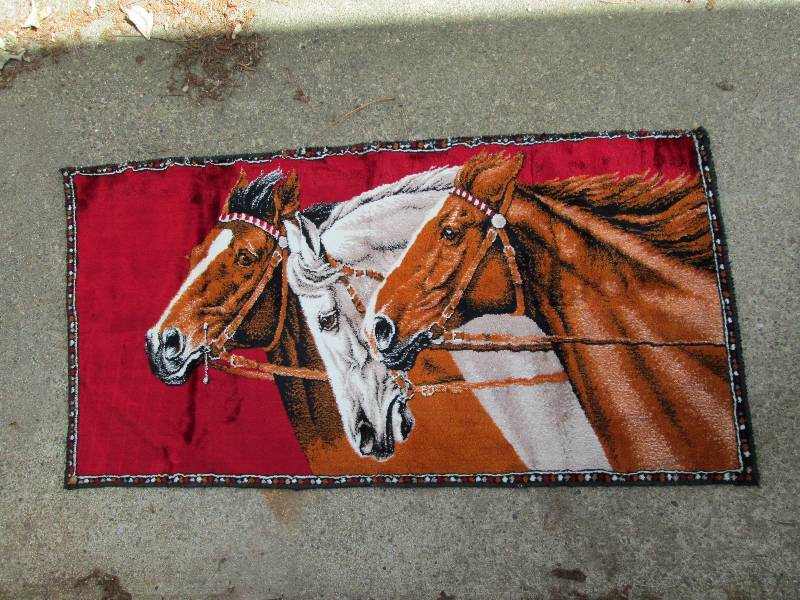 lot 24 image: Horse Tapestry