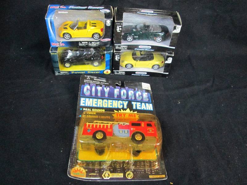 lot 92 image: Collectable Die Cast Cars