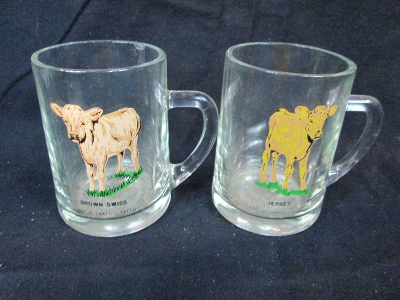 lot 115 image: Vintage Land O Lakes Cup