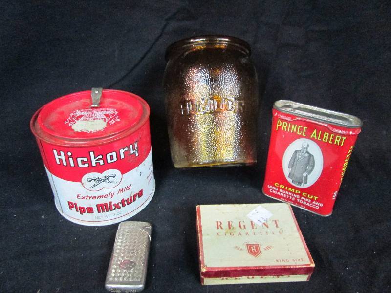 lot 116 image: Tabaco Tins