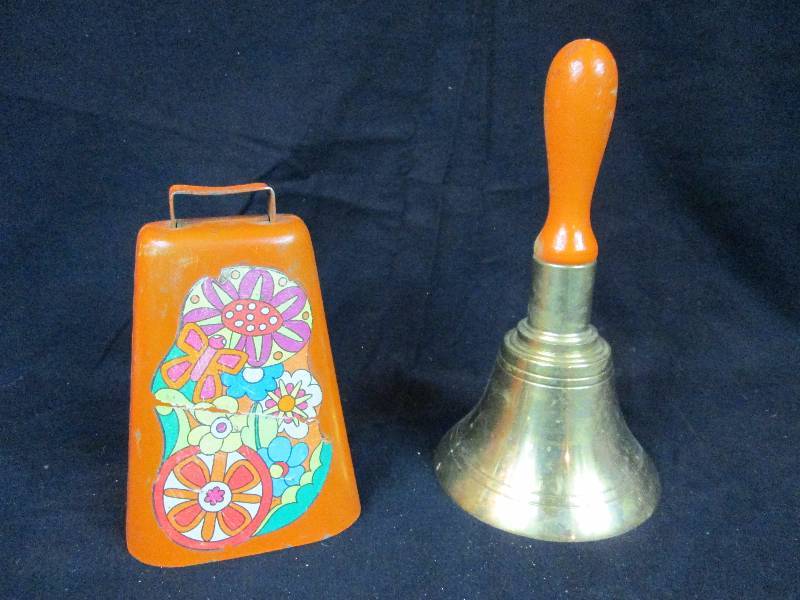 lot 128 image: Bells