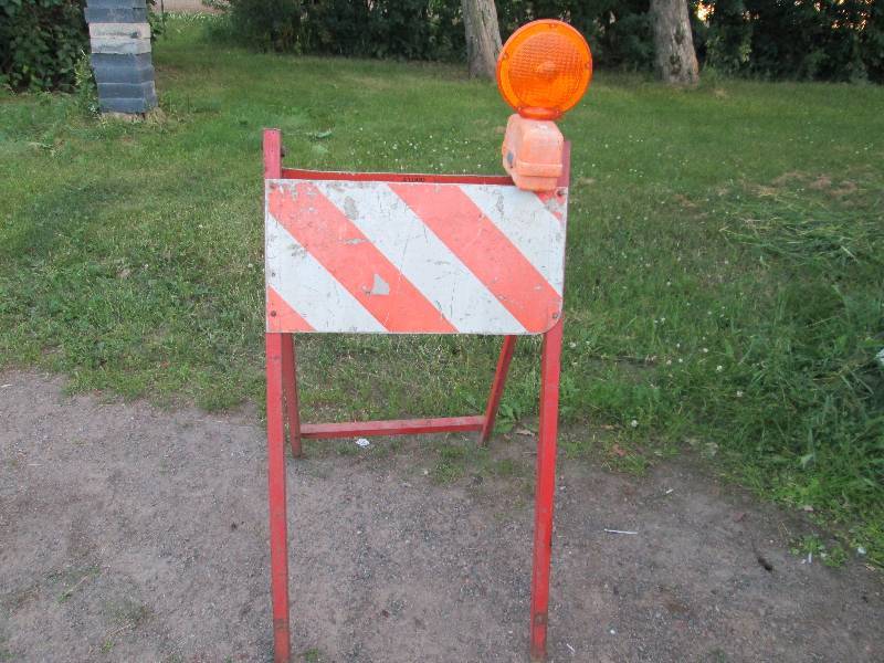 lot 181 image: Road Barricade