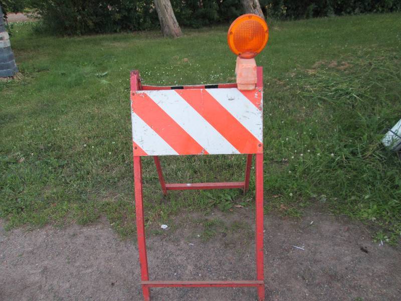 lot 182 image: Road Barricade