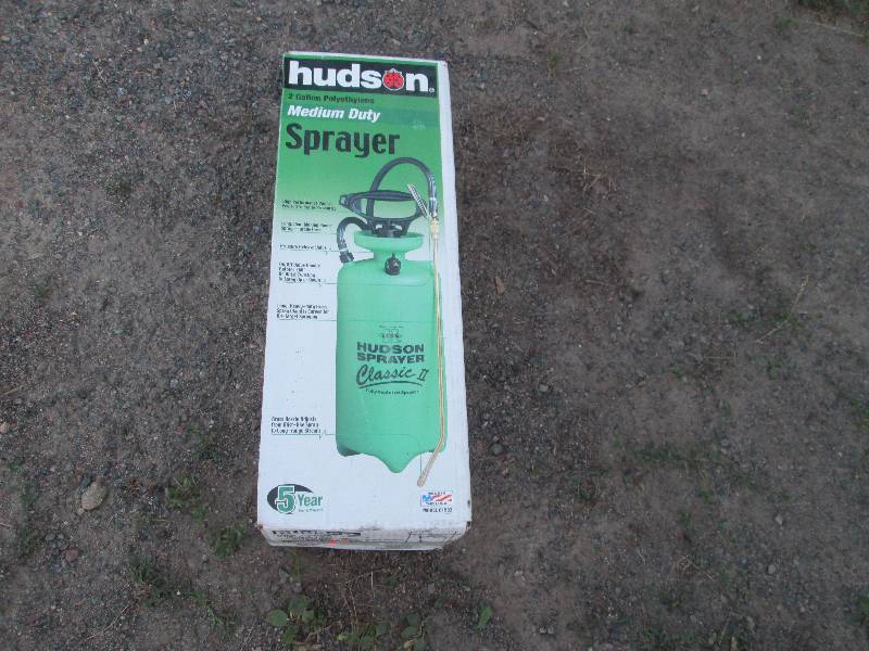 lot 187 image: New Hudson Sprayer