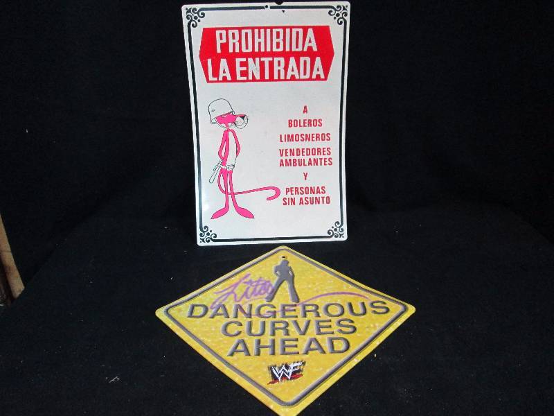 lot 158 image: WWF Wrestling & Pink Panther