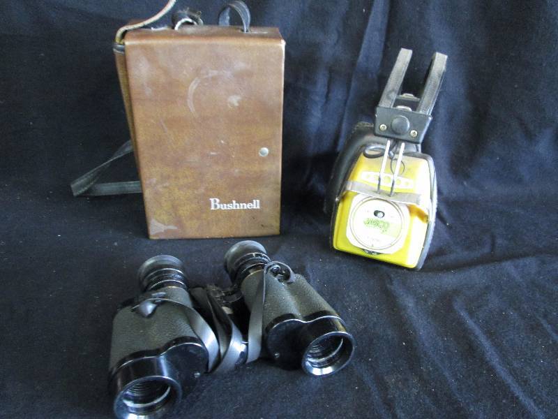 lot 208 image: Bushnell Binoculars