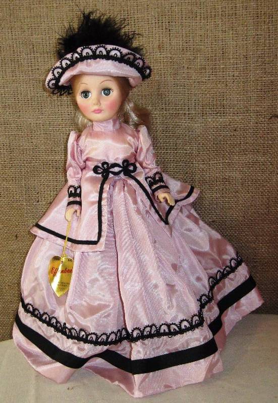 lot 91 image: (3) Vintage EFFANBEE Dolls