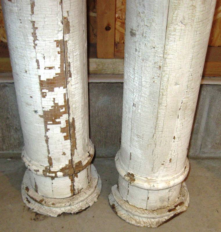 lot 100 image: (2) Wood Pillars