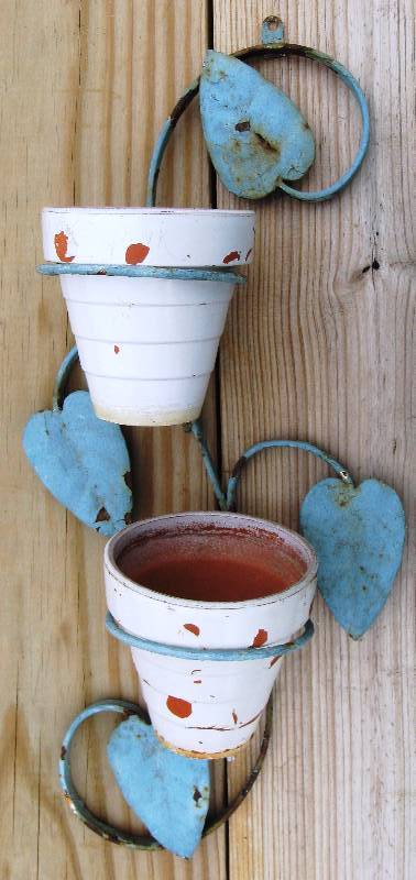lot 112 image: Vintage, Metal Planter Holder & Hanging Basket